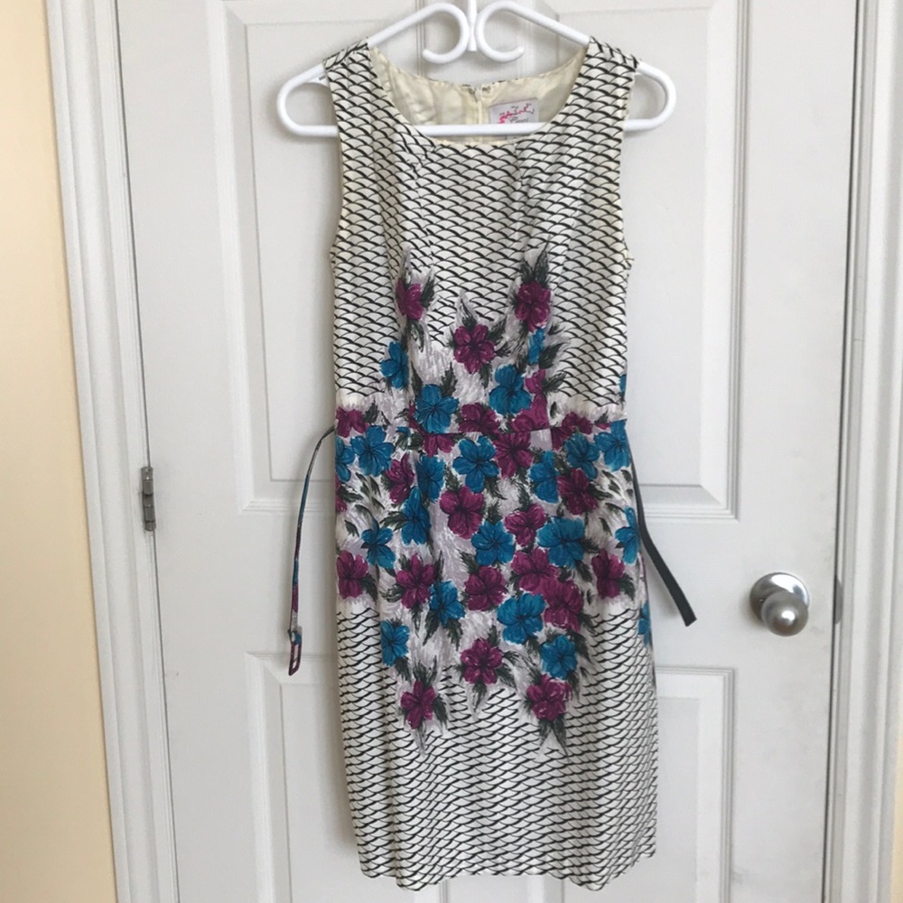 Cece’s New York mini-dress